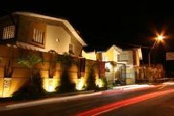 LE LAGORE MANSION BALARA Q.C. N Q.c