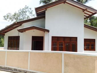 Single storied house with 3 bdr Athurugiriya