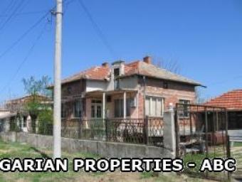 house in Elhovo area Elhovo Area