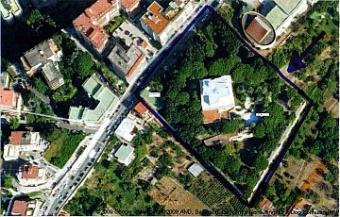 PRESTIGIOUS ESTATE ON SALE Naples