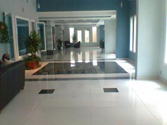 bilding for rent Mahaboula