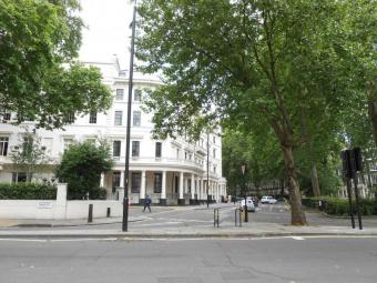 Hotel 20 rooms near Hyde Park London