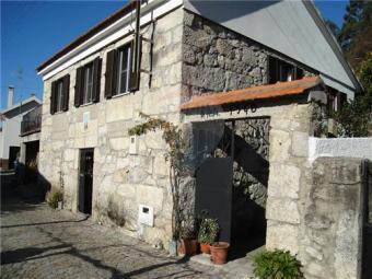 T2 stone house Vouzela
