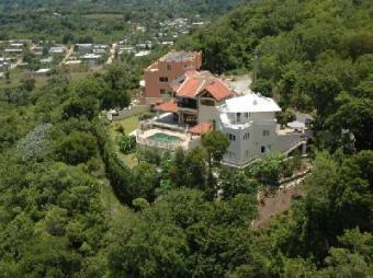 This is a spectacular 3 story Sosua