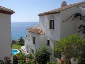 2 bed apartment to rent Nerja