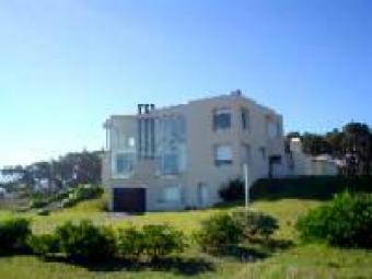 ng.09 at hotm.. BEACHFRONT VILA Punta Del Este