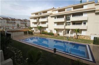 Nearly new apartment... Pego