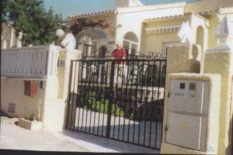 Extended Detached Villa La Marina, Alicante
