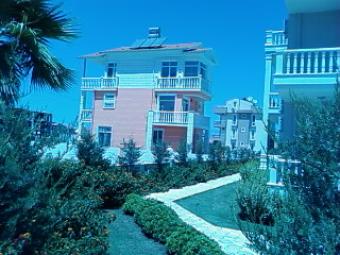 Triplex Villa 220 m2 in Belek Belek