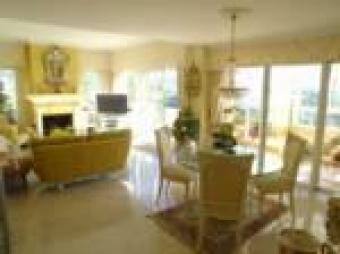 Apart. in Elviria (MLSPH105688) Malaga