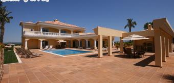 Millionares Row: Algarve Lagos