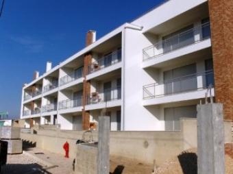 Apartment T3 with pool S�o Martinho Do Porto