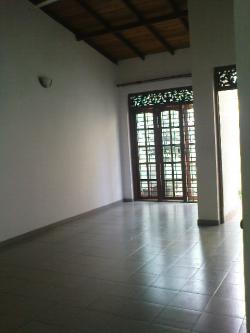 House for lease at Nugegoda Colombo