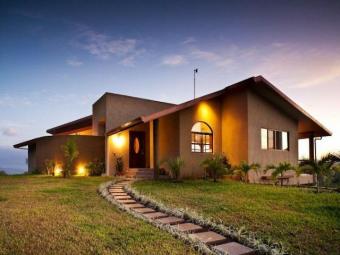 located in gated community Naranjo