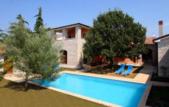 villa Peroj Peroj