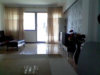 Cosy convenient safe flat Wuhan