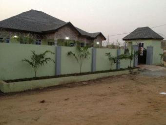 4BEDROOMS FOR SALE  TRASAACO Accra