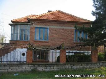 house in Elhovo area Elhovo Area