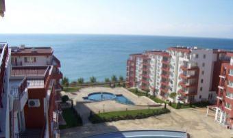 UNIC SEA & MOUNTAIN VIEW AP. Elenite