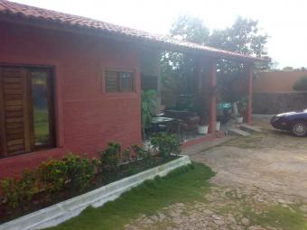 Large grounds and house Cumbuco