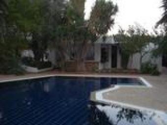AMAZING  Villa Nicosia