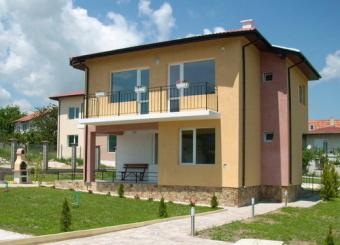 Great 2-storey house Varna