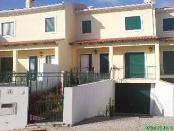 house T4 at 5 kms of  the beach S�o Martinho Do Porto