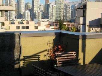 4 BR Executive Condo Near Water Vancouver