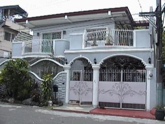 house and lot Zapote