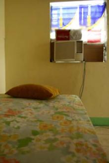 ROOM FOR RENT Zapote