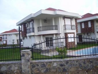 Det rural villas with priv pool Side