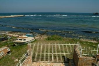 house to sea-shore.. Near Kavarna