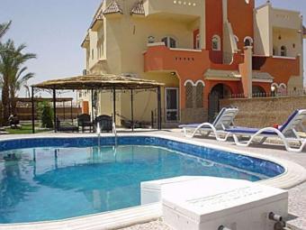 appartment with private swimming Hurghada