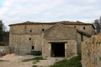 Beautiful silk farm to renovate Uzes