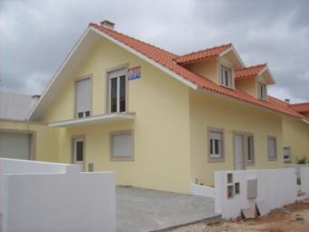 4 Bedrooms detached villa Alcoba&ccedil;a