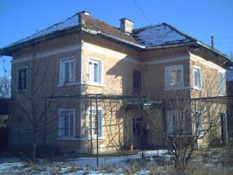 Well Maintained 2 storey house Vratsa County