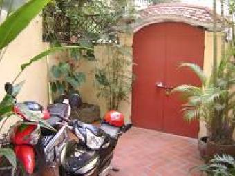 Nice house for rent closed to Da Ha Noi