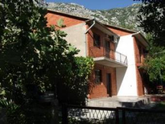 house in Orahovac Kotor