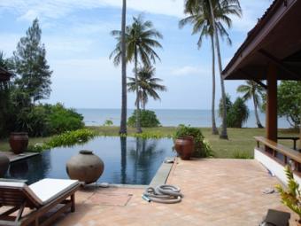 60m West Coast Beachfront Land Ko Lanta Yai