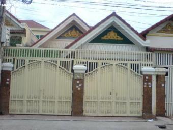 SMALL VILLA FOR RENT 600$/M (TOU Phnom Penh