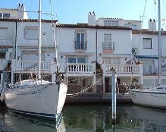 House with mooring for sale Empuriabrava