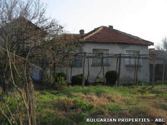 house in Elhovo area 35000