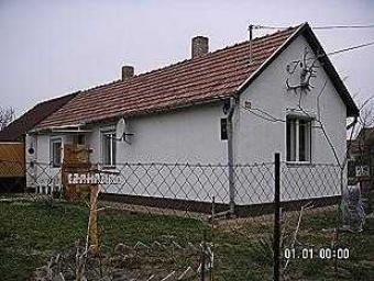 Detached House near Lake Balaton Nikla