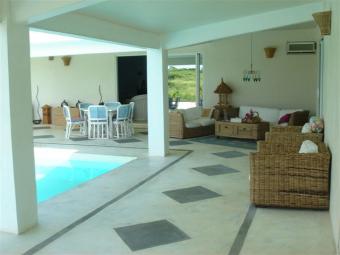 FUL FURNISHED LUX VILLA FOR SALE Calodyne