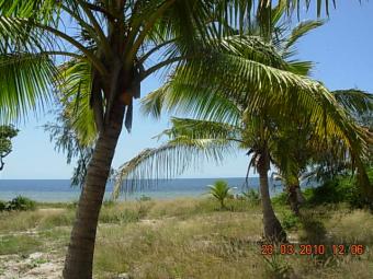 BEACHFRONT HEAVEN Inhassoro