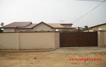 PROPERTY ZONE HOUSES 4 SALE Accra