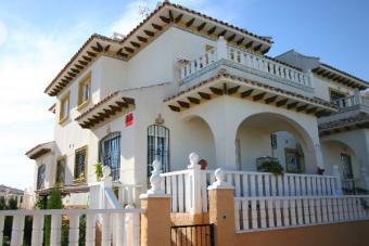 2 BED  2 BATH CORNER PROPERTY Torrevieja