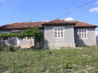 COUNTRY HOUSE ON A HUGE PLOT Kavarna