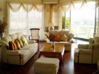 Luxuriously designed apartment Battaramulla South