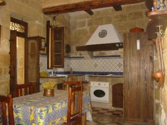 Attard ref : 10058131 Attard